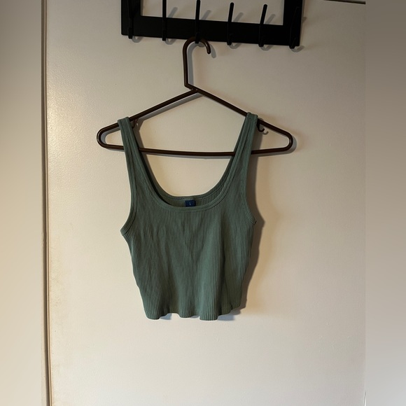 L Old Navy Crop Tank Top - Picture 1 of 2